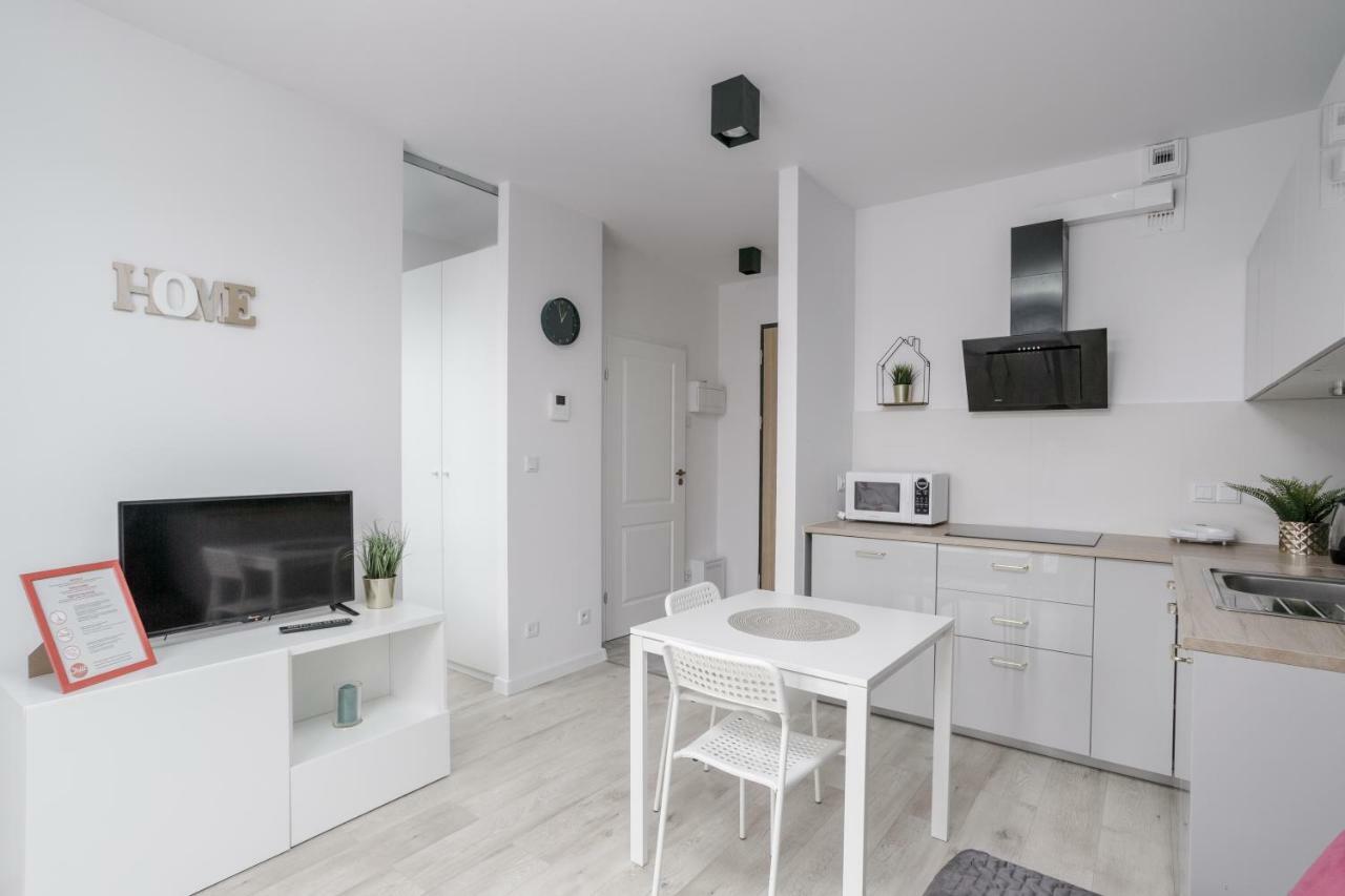 Chill Apartments Wola วอร์ซอ ภายนอก รูปภาพ