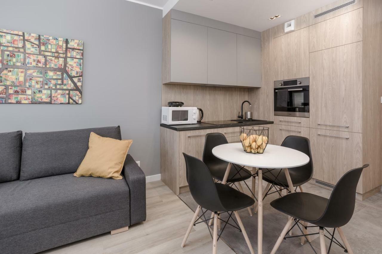 Chill Apartments Wola วอร์ซอ ภายนอก รูปภาพ