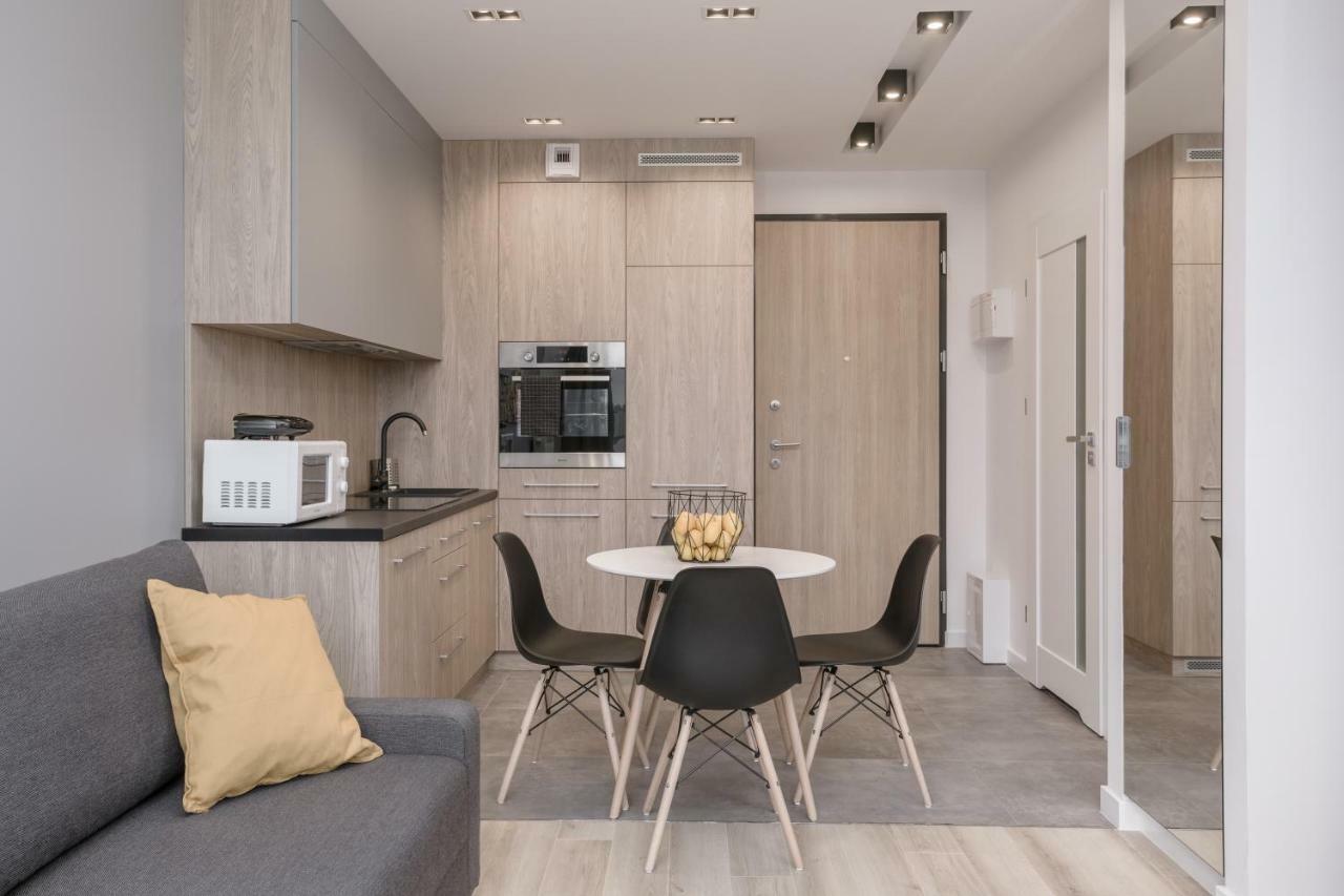 Chill Apartments Wola วอร์ซอ ภายนอก รูปภาพ