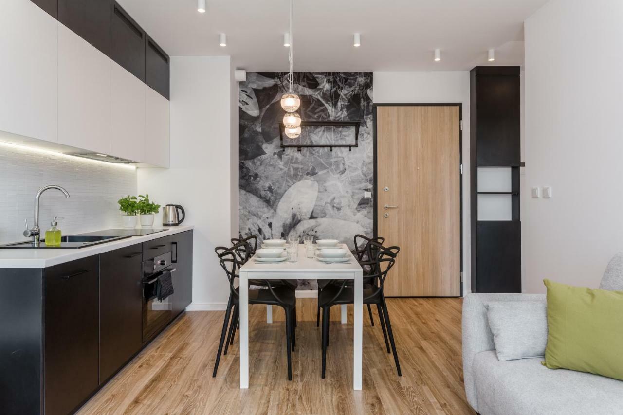 Chill Apartments Wola วอร์ซอ ภายนอก รูปภาพ