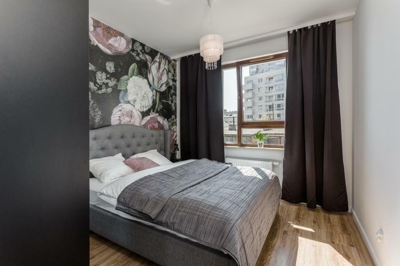 Chill Apartments Wola วอร์ซอ ภายนอก รูปภาพ